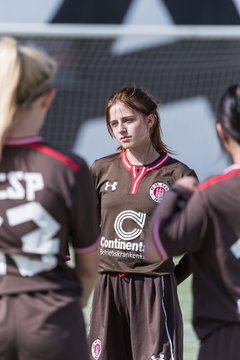 Bild 39 - wBJ St. Pauli - Walddoerfer : Ergebnis: 1:11